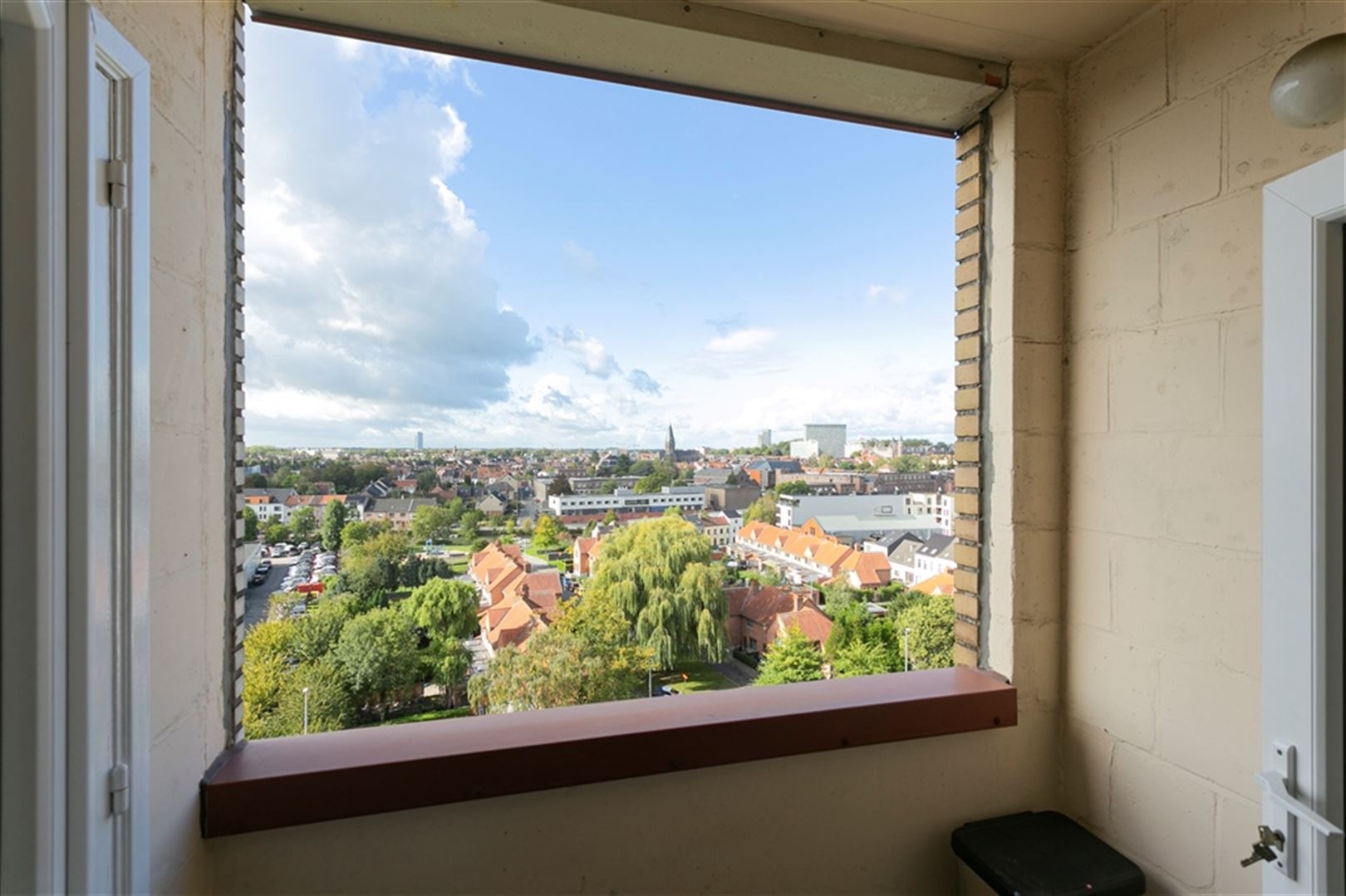 IJZERWEGLAAN 81 LEDEBERG