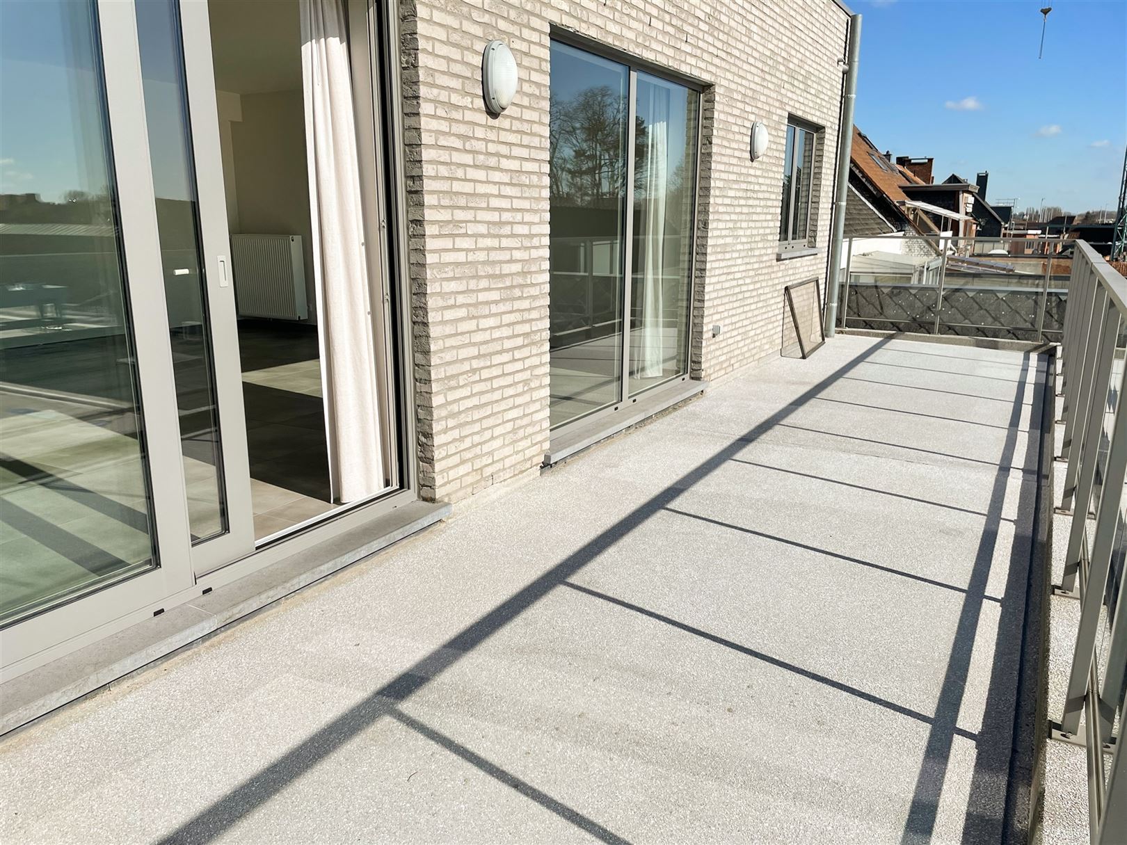 2AAD790C-7B7B-46CE-98B2-F488E1454A98