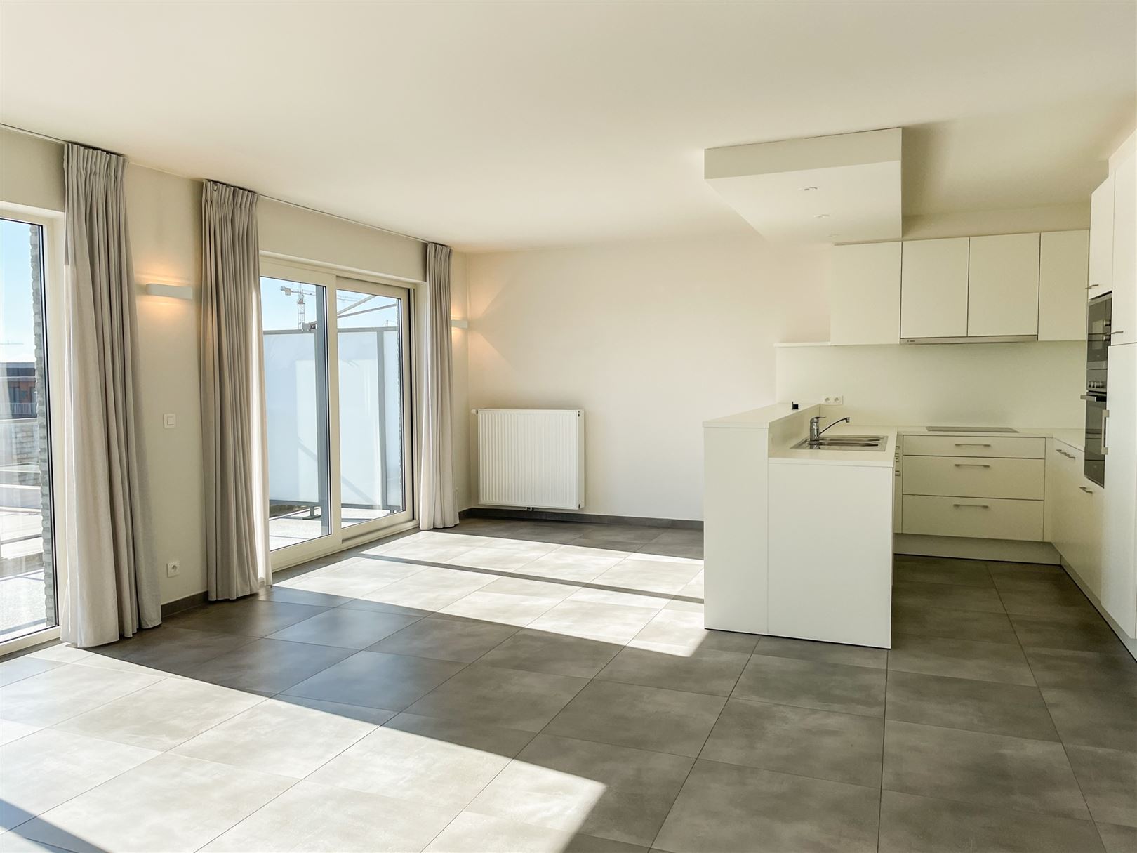 0F7B8026-AAD4-4926-8581-4572D9AF7656