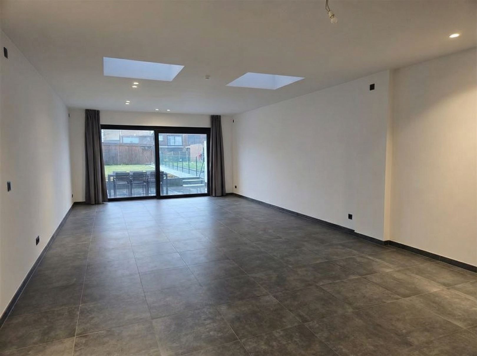 modern-open-woonkamer-eetkamer