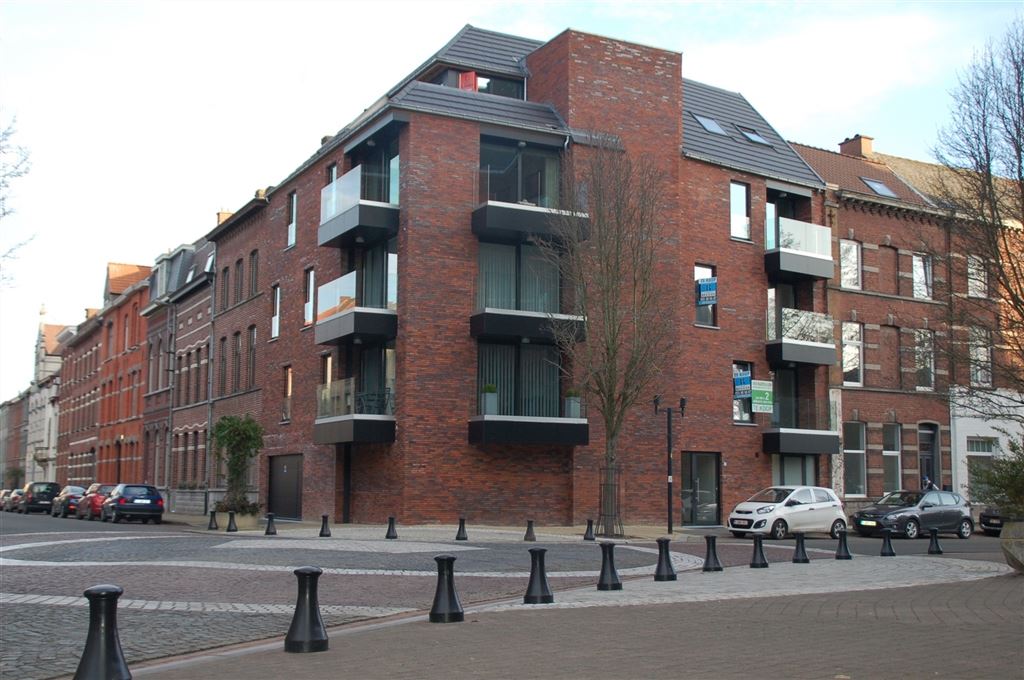 KERKPLEIN 4 RENAIX duplex RES CROSSBY