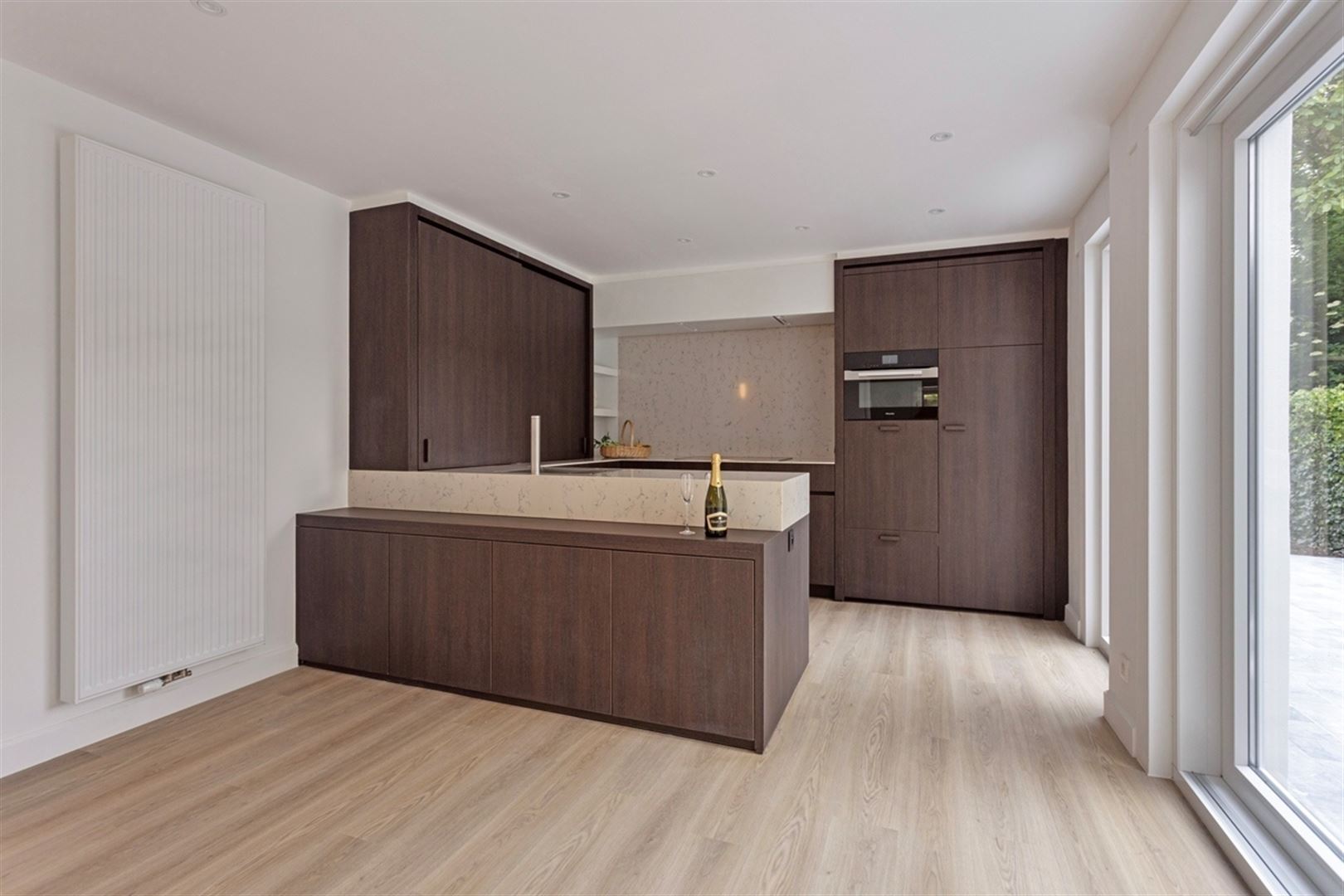 NIEUWSTRAAT 4 BEVERE