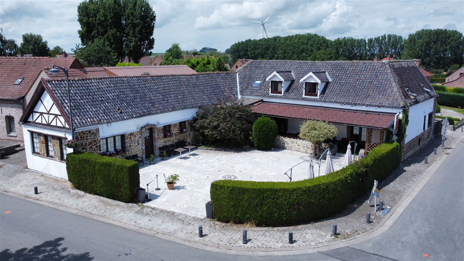 Place de Rebaix 42 REBAIX