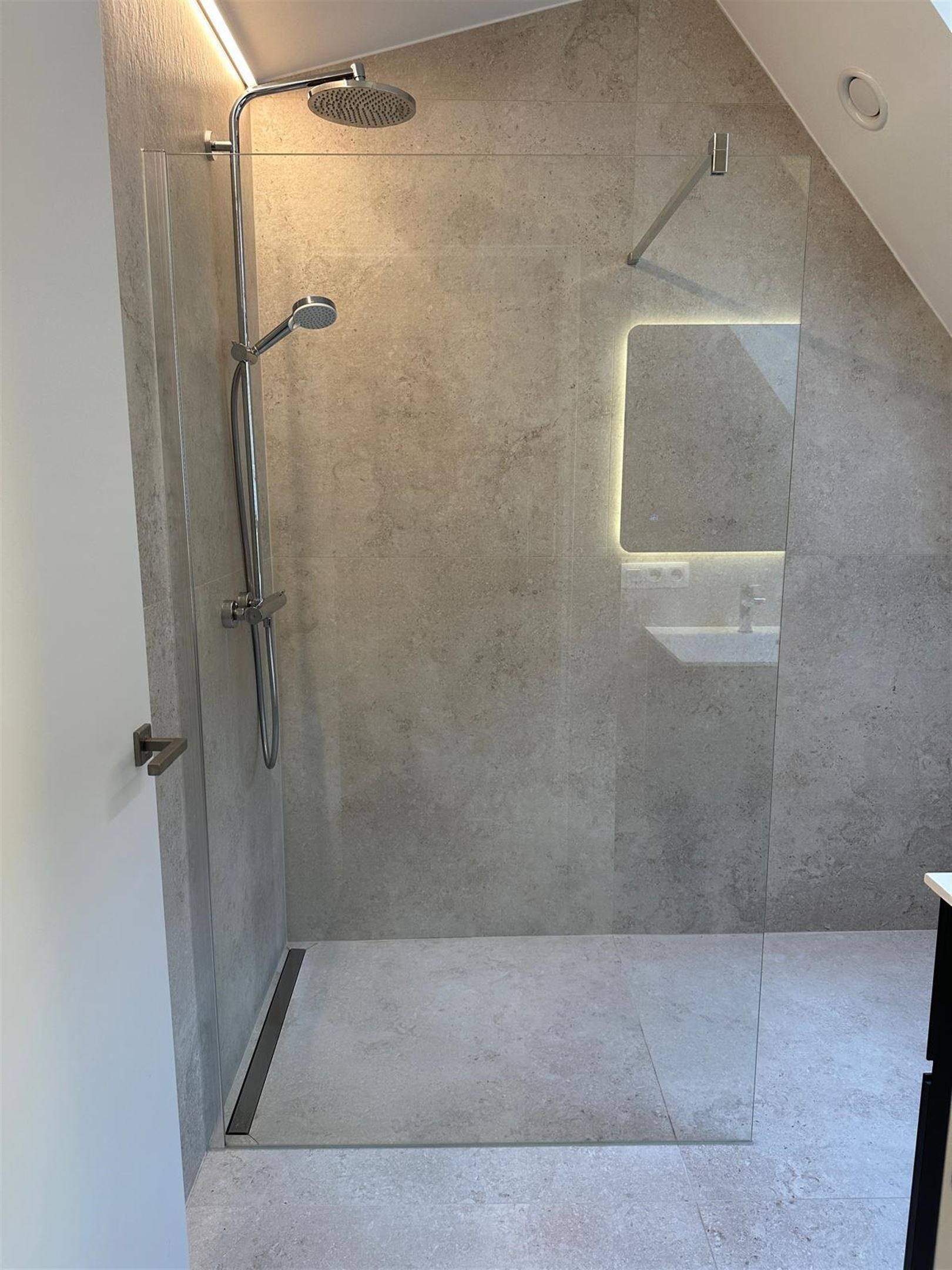 PHOTO-2025-11-12-17-04-47 (12)