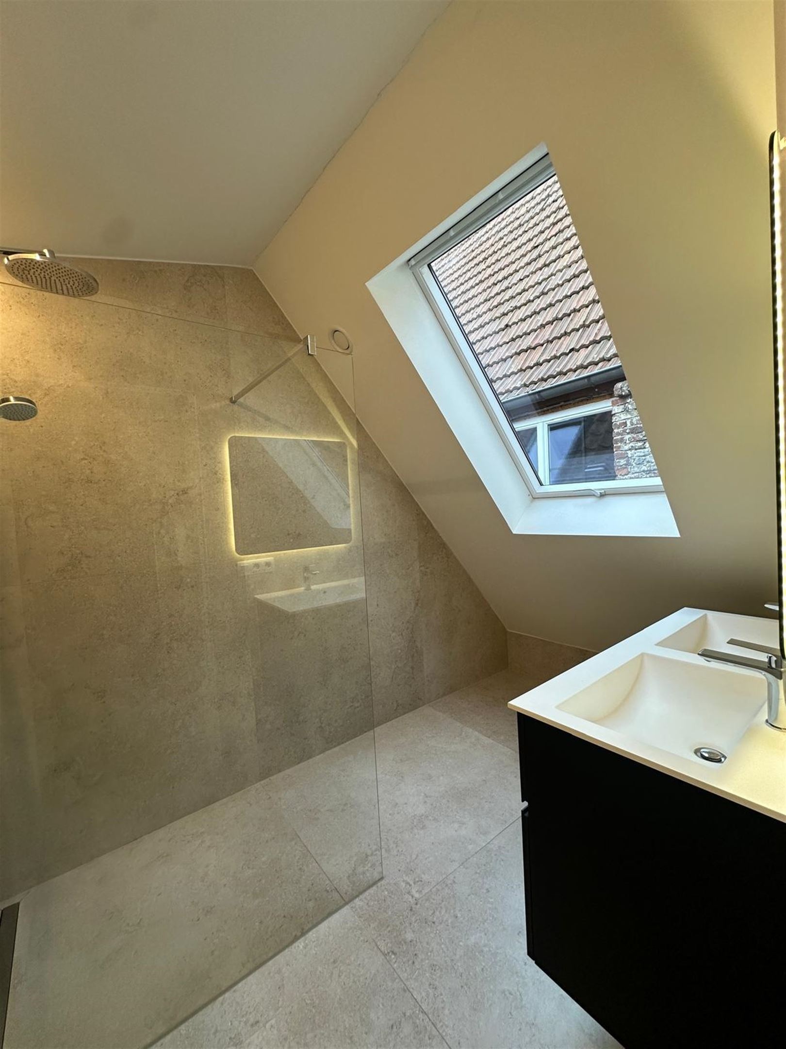 PHOTO-2025-11-12-17-04-47 (10)