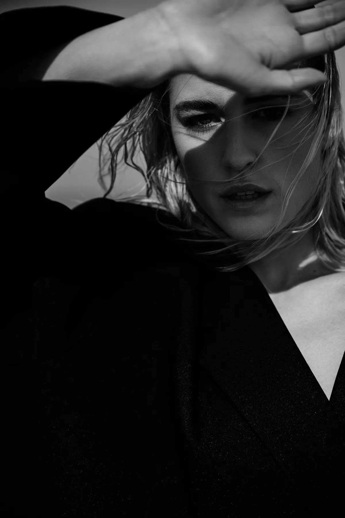 Ami — fashionfotografie door Lesley Hoste