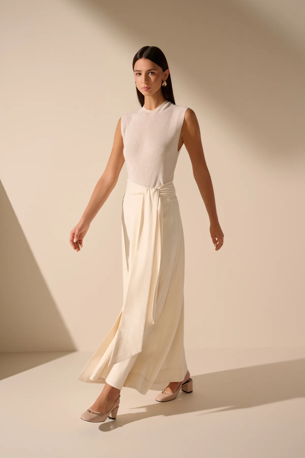 Oscar Ecomm — fashionfotografie door Lesley Hoste
