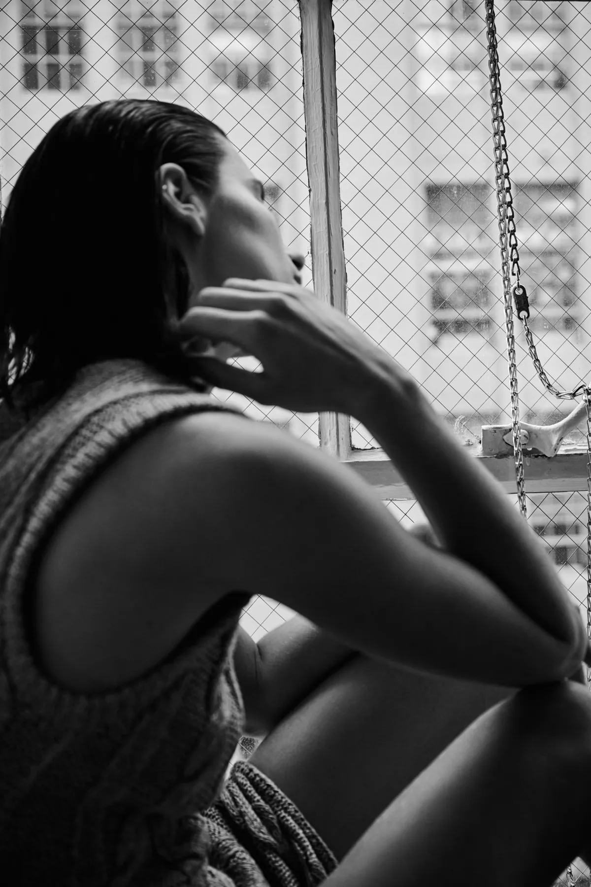 Val — fashionfotografie door Lesley Hoste